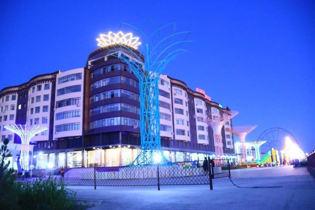 Garden Plaza Hotel Navoi Luaran gambar